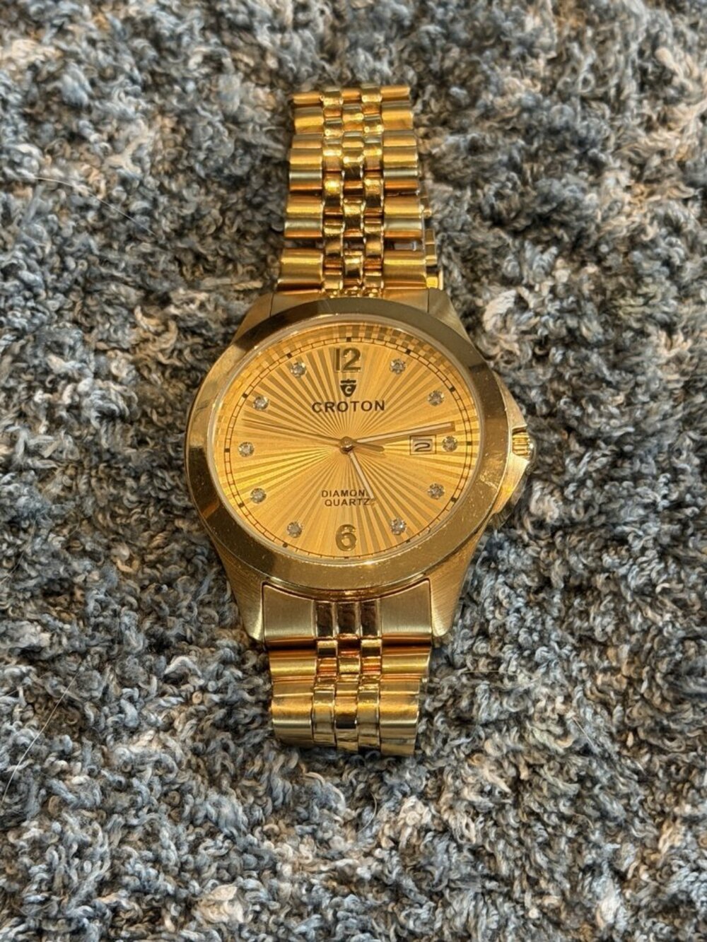 Croton Men's Goldtone Quartz Champagne Dial Watch with 10 Diamond Markers Japan